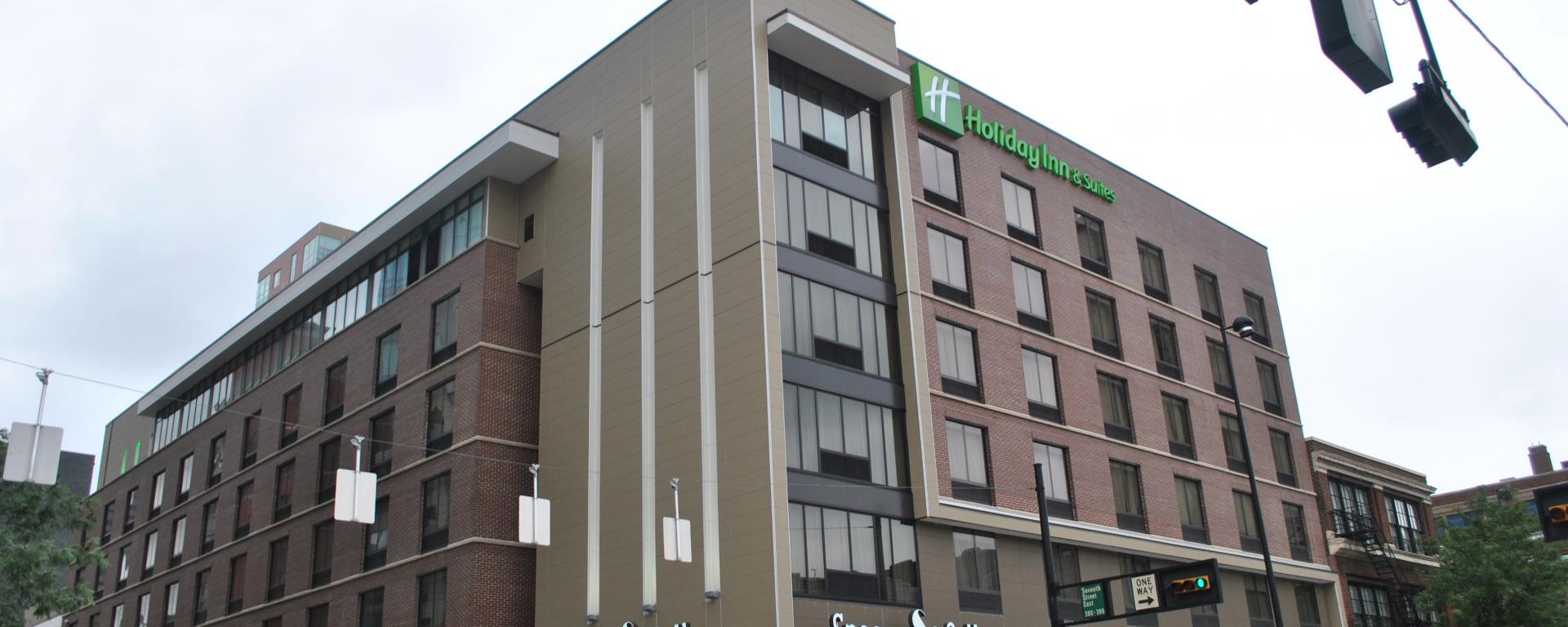 streetscape front profile of hotel