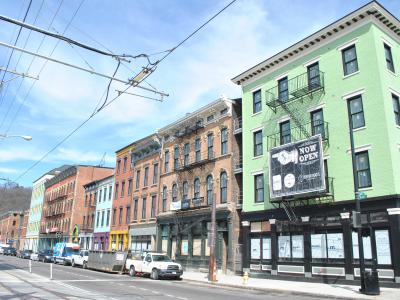 streetscape view of apartment building